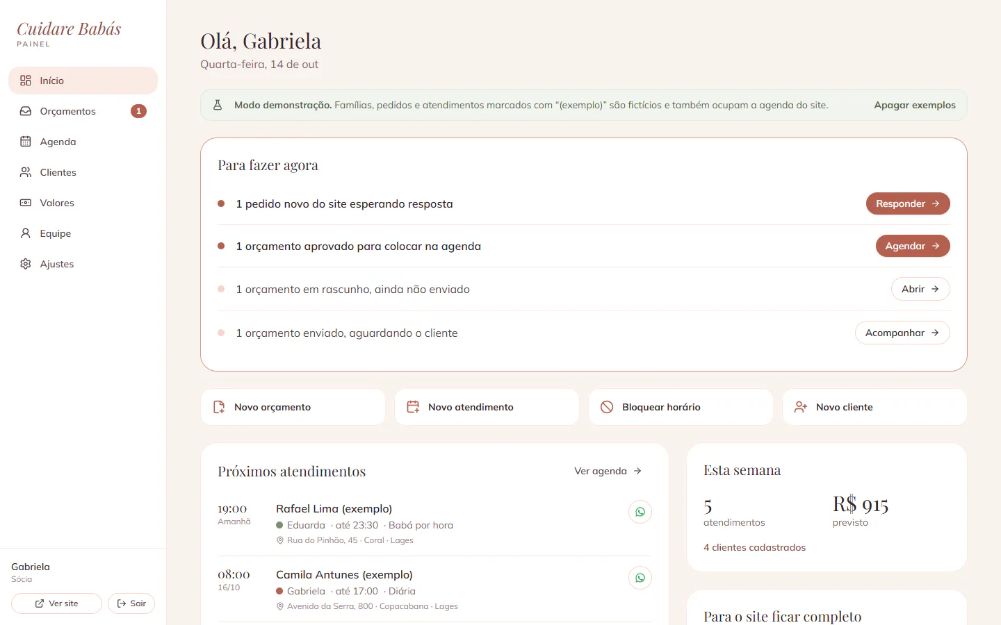 Tela inicial do painel do Cuidare Babás, com as tarefas do dia, os próximos atendimentos e o resumo da semana (dados de exemplo)